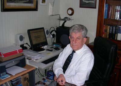 CASTINEL-Jacques dans son environnement de retraité en 2005